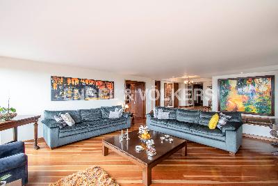 Apartamento en venta en Chico Alto, Bogotá · foto 2 de 18