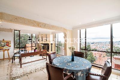 Apartamento de 4 alcobas en venta en Bosque De Pinos, Bogotá, 468 m² · foto 3 de 16