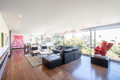 Apartamento de 3 alcobas en venta en Los Rosales, Bogotá, 350 m² · foto 2 de 20