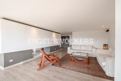 Apartamento de 3 alcobas en venta en El Refugio, Bogotá, 350 m² · foto 2 de 17