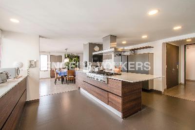 Apartamento de 3 alcobas en venta en El Refugio, Bogotá, 350 m² · foto 6 de 17