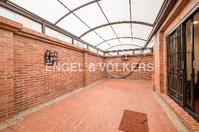 Apartamento de 3 alcobas en venta en Chico Reservado, Bogotá, 199 m² · foto 8 de 15