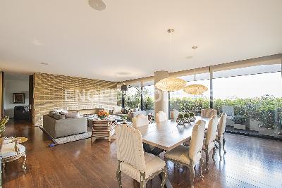 Apartamento de 3 alcobas en venta en Santa Barbara Alta, Bogotá, 400 m² · foto 2 de 20