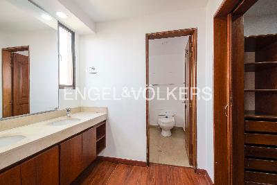 Apartamento en venta en Rosales, Bogotá · foto 3 de 9