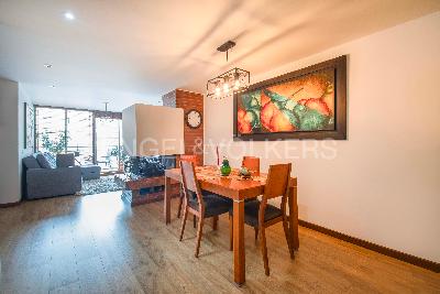 Apartamento de 3 alcobas en venta en Santa Ana Occidental, Bogotá, 110 m² · foto 4 de 17