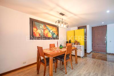 Apartamento de 3 alcobas en venta en Santa Ana Occidental, Bogotá, 110 m² · foto 5 de 17