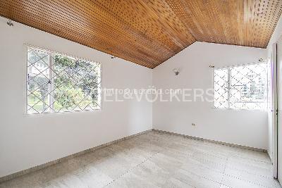 Casa en venta en Bella Suiza, Bogotá · foto 4 de 11