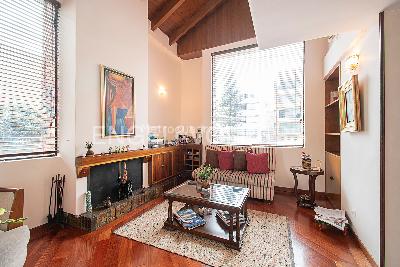 Casa de 3 alcobas en venta en Multicentro, Bogotá, 374 m² · foto 3 de 18
