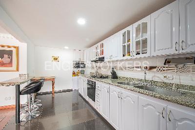 Apartamento de 3 alcobas en venta en Santa Paula, Bogotá, 182 m² · foto 4 de 18