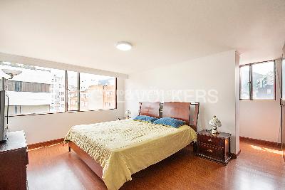 Apartamento de 3 alcobas en venta en Santa Paula, Bogotá, 182 m² · foto 7 de 18