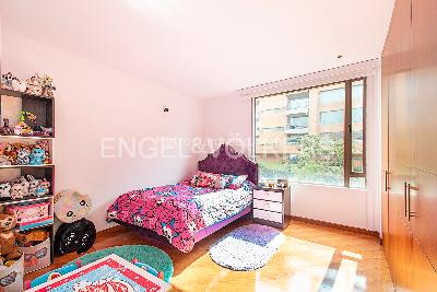 Apartamento de 4 alcobas en venta en Cerros De Suba, Bogotá, 225 m² · foto 12 de 20