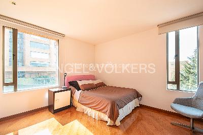 Apartamento de 4 alcobas en venta en Cerros De Suba, Bogotá, 225 m² · foto 14 de 20