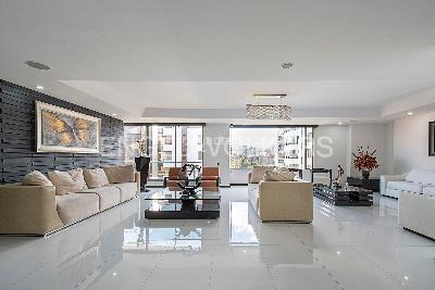 Apartamento de 4 alcobas en venta en Multicentro, Bogotá, 689 m² · foto 2 de 20