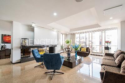Apartamento de 4 alcobas en venta en Multicentro, Bogotá, 689 m² · foto 3 de 20
