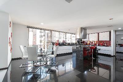 Apartamento de 4 alcobas en venta en Multicentro, Bogotá, 689 m² · foto 8 de 20