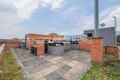 Apartamento en venta en Santa Barbara Central, Bogotá · foto 3 de 17
