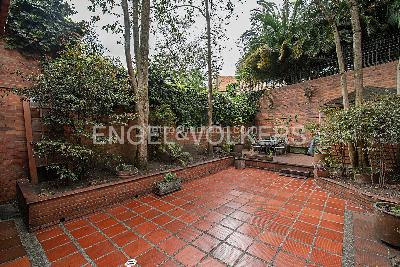 Casa de 3 alcobas en venta en Santa Barbara Alta, Bogotá, 254 m² · foto 18 de 19
