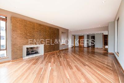 Apartamento de 4 alcobas en venta en La Cabrera, Bogotá, 508 m² · foto 2 de 20