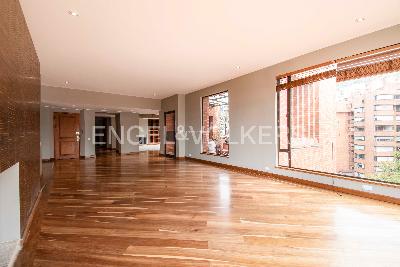 Apartamento de 4 alcobas en venta en La Cabrera, Bogotá, 508 m² · foto 3 de 20