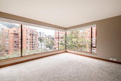 Apartamento de 4 alcobas en venta en La Cabrera, Bogotá, 508 m² · foto 16 de 20