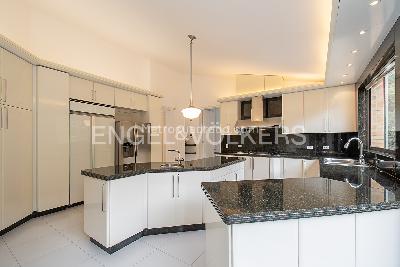 Apartamento en venta en Santa Barbara Alta, Bogotá · foto 8 de 20