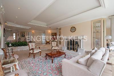 Casa de 4 alcobas en venta en Santa Ana, Bogotá, 381 m² · foto 3 de 20
