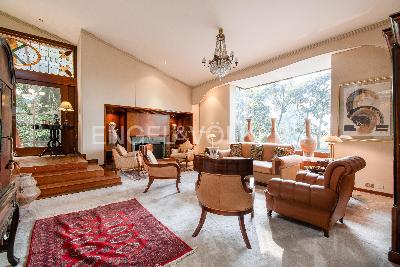 Casa de 4 alcobas en venta en El Refugio, Bogotá, 827 m² · foto 3 de 20