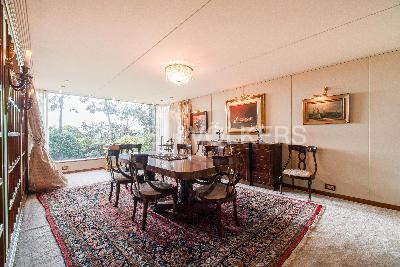 Casa de 4 alcobas en venta en El Refugio, Bogotá, 827 m² · foto 4 de 20