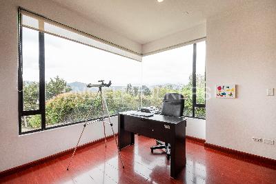 Casa de 4 alcobas en venta en La Calera, Bogotá, 310 m² · foto 14 de 18