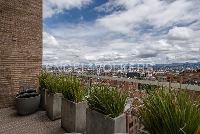 Apartamento de 3 alcobas en venta en Los Rosales, Bogotá, 418 m² · foto 4 de 20
