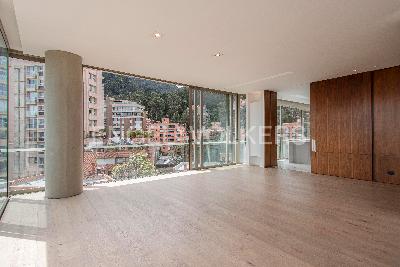 Apartamento de 3 alcobas en venta en Los Rosales, Bogotá, 418 m² · foto 8 de 20