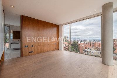 Apartamento de 3 alcobas en venta en Los Rosales, Bogotá, 418 m² · foto 12 de 20