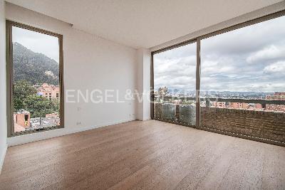 Apartamento de 3 alcobas en venta en Los Rosales, Bogotá, 418 m² · foto 19 de 20