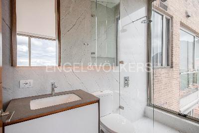 Apartamento de 3 alcobas en venta en Los Rosales, Bogotá, 418 m² · foto 20 de 20