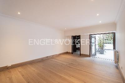 Casa de 3 alcobas en venta en Santa Ana, Bogotá, 591 m² · foto 4 de 17