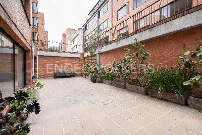 Apartamento de 2 alcobas en venta en Chico Virrey, Bogotá, 166 m² · foto 7 de 14