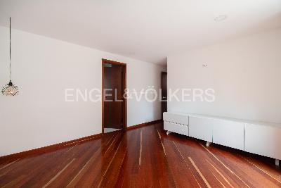 Apartamento de 2 alcobas en venta en Chico Virrey, Bogotá, 166 m² · foto 12 de 14