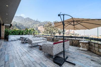 Casa de 4 alcobas en venta en El Refugio, Bogotá, 710 m² · foto 4 de 20