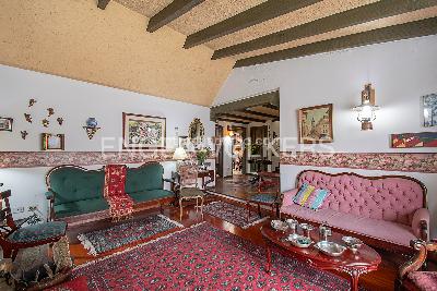 Casa de 4 alcobas en venta en Santa Ana Occidental, Bogotá, 220 m² · foto 3 de 13