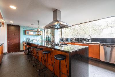 Apartamento de 3 alcobas en venta en El Refugio, Bogotá, 437 m² · foto 8 de 20