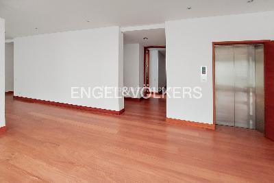 Apartamento de 2 alcobas en venta en Chico Museo, Bogotá, 489 m² · foto 2 de 20