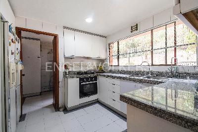 Apartamento de 3 alcobas en venta en Los Rosales, Bogotá, 209 m² · foto 6 de 19