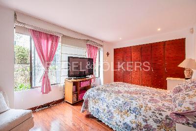 Apartamento de 3 alcobas en venta en Los Rosales, Bogotá, 209 m² · foto 10 de 19