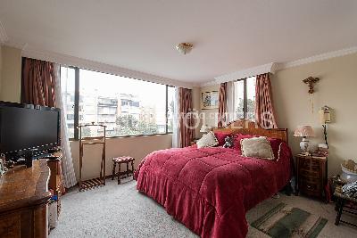 Apartamento de 4 alcobas en venta en Chico Navarra, Bogotá, 285 m² · foto 13 de 20