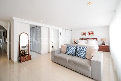 Apartamento de 4 alcobas en venta en Santa Barbara, Bogotá, 286 m² · foto 14 de 20