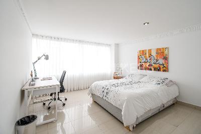 Apartamento de 4 alcobas en venta en Santa Barbara, Bogotá, 286 m² · foto 19 de 20