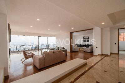 Apartamento en venta en El Refugio, Bogotá · foto 2 de 19