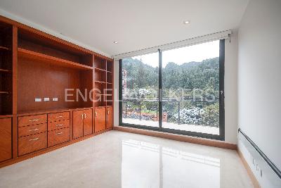 Apartamento de 5 alcobas en venta en Santa Barbara Alta, Bogotá, 498 m² · foto 7 de 20
