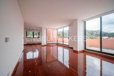 Apartamento de 5 alcobas en venta en Santa Barbara Alta, Bogotá, 498 m² · foto 11 de 20