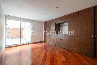 Apartamento de 3 alcobas en venta en Santa Paula, Bogotá, 162 m² · foto 12 de 16